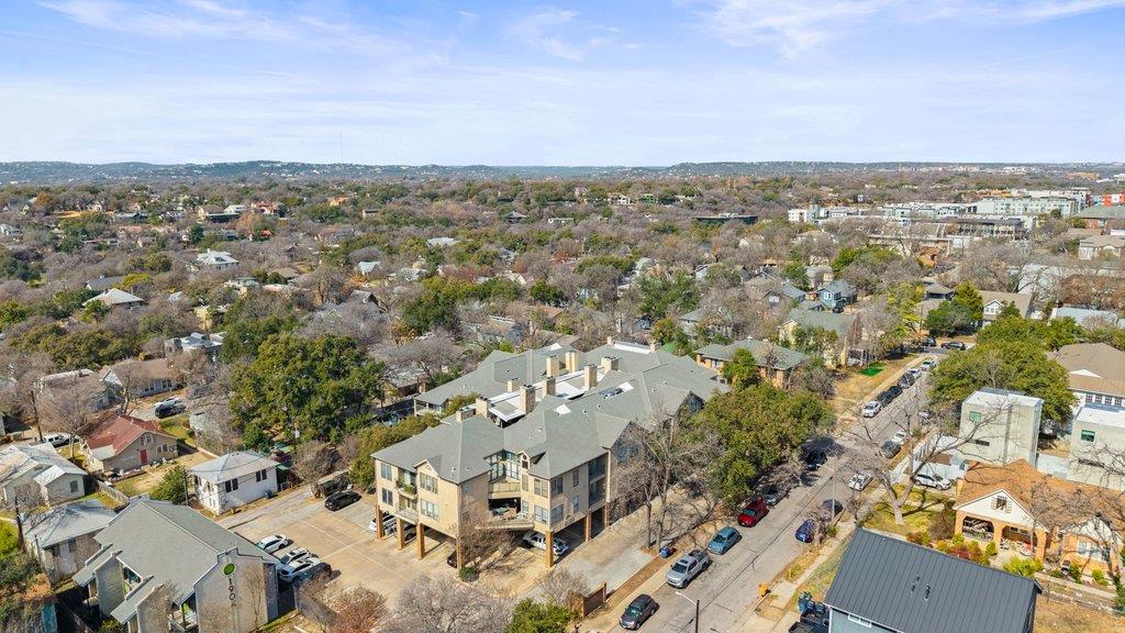 1910 Robbins Place Austin TX 78705