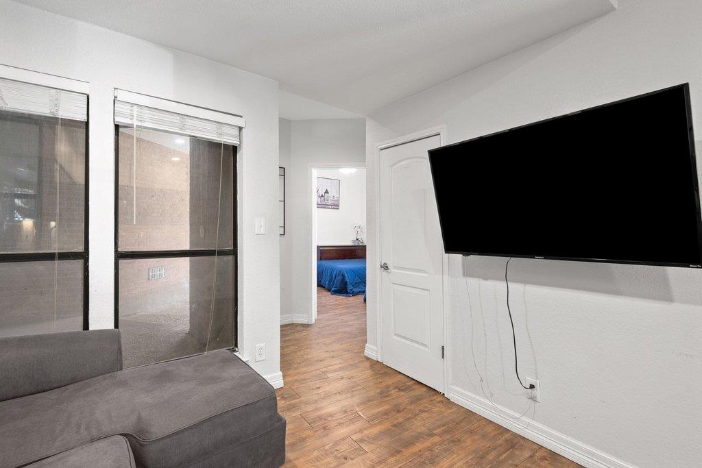1910 Robbins Place Austin TX 78705