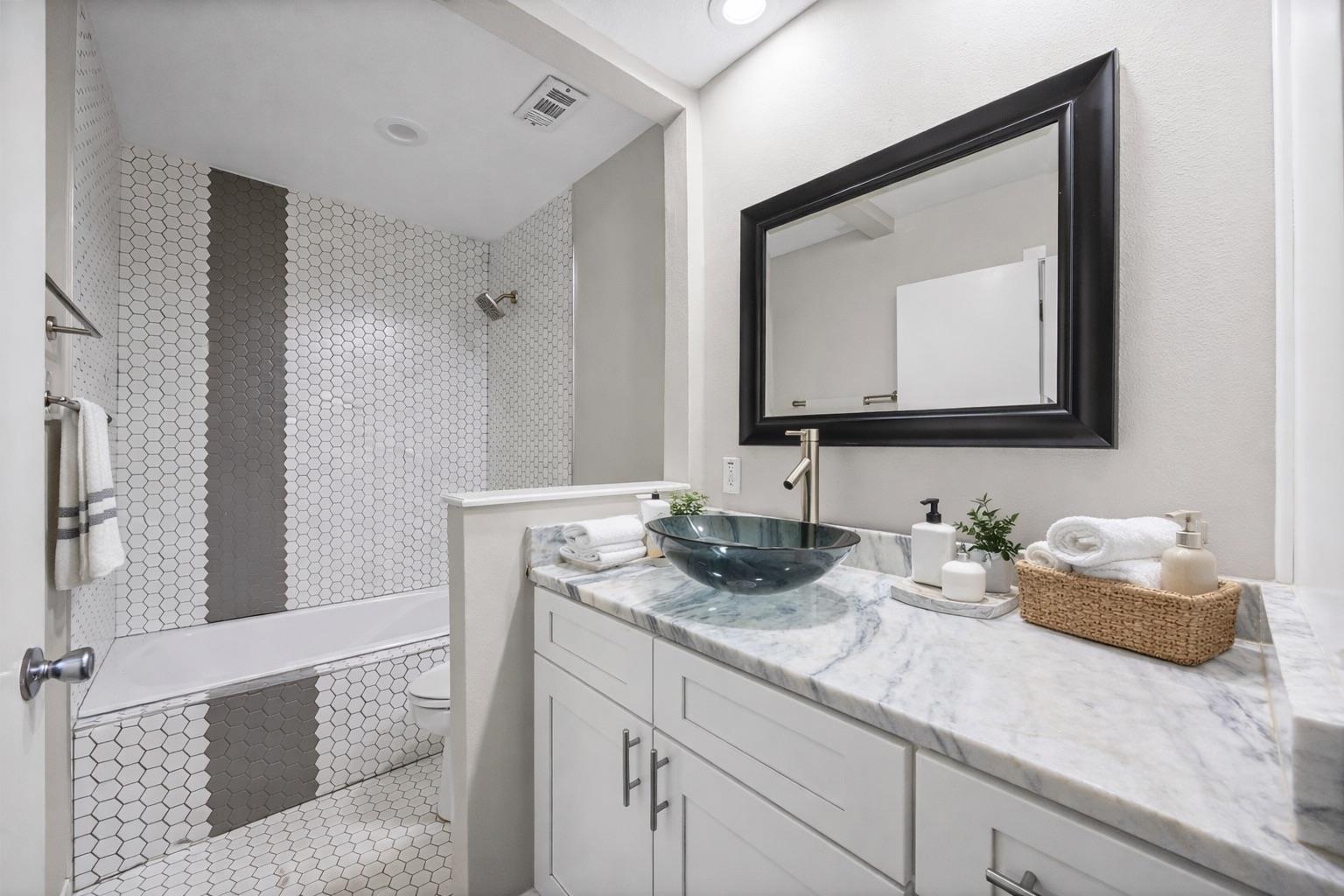 1240 Barton Hills Drive Austin TX 78704