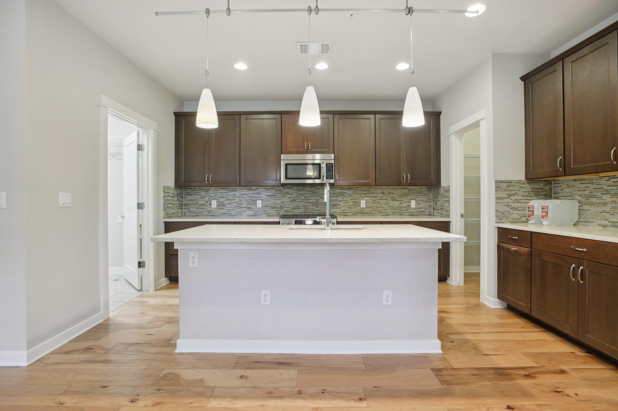4008 Valley View Road Austin TX 78704