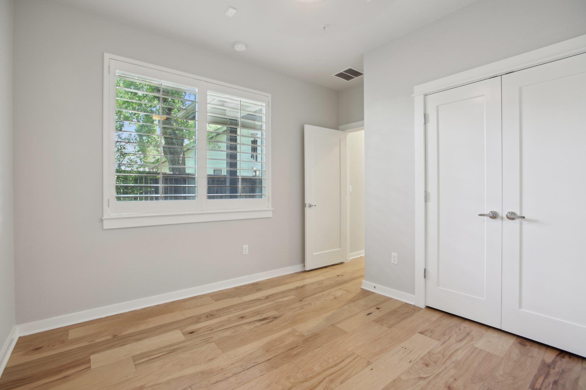 4008 Valley View Road Austin TX 78704