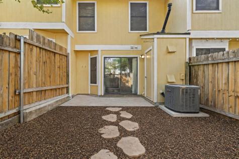 11901 Swearingen Drive Austin TX 78758