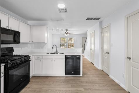 11901 Swearingen Drive Austin TX 78758