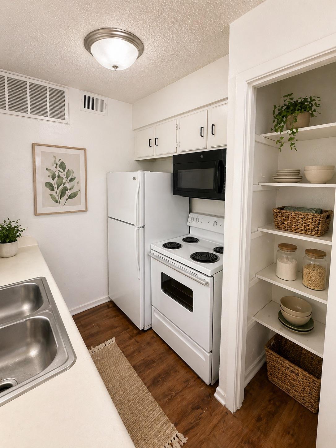 2704 Salado Street Austin TX 78705