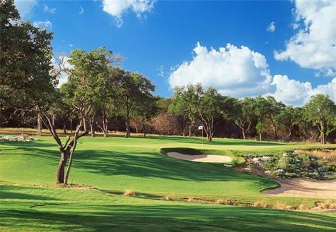 105 Birdie Drive The Hills TX 78738