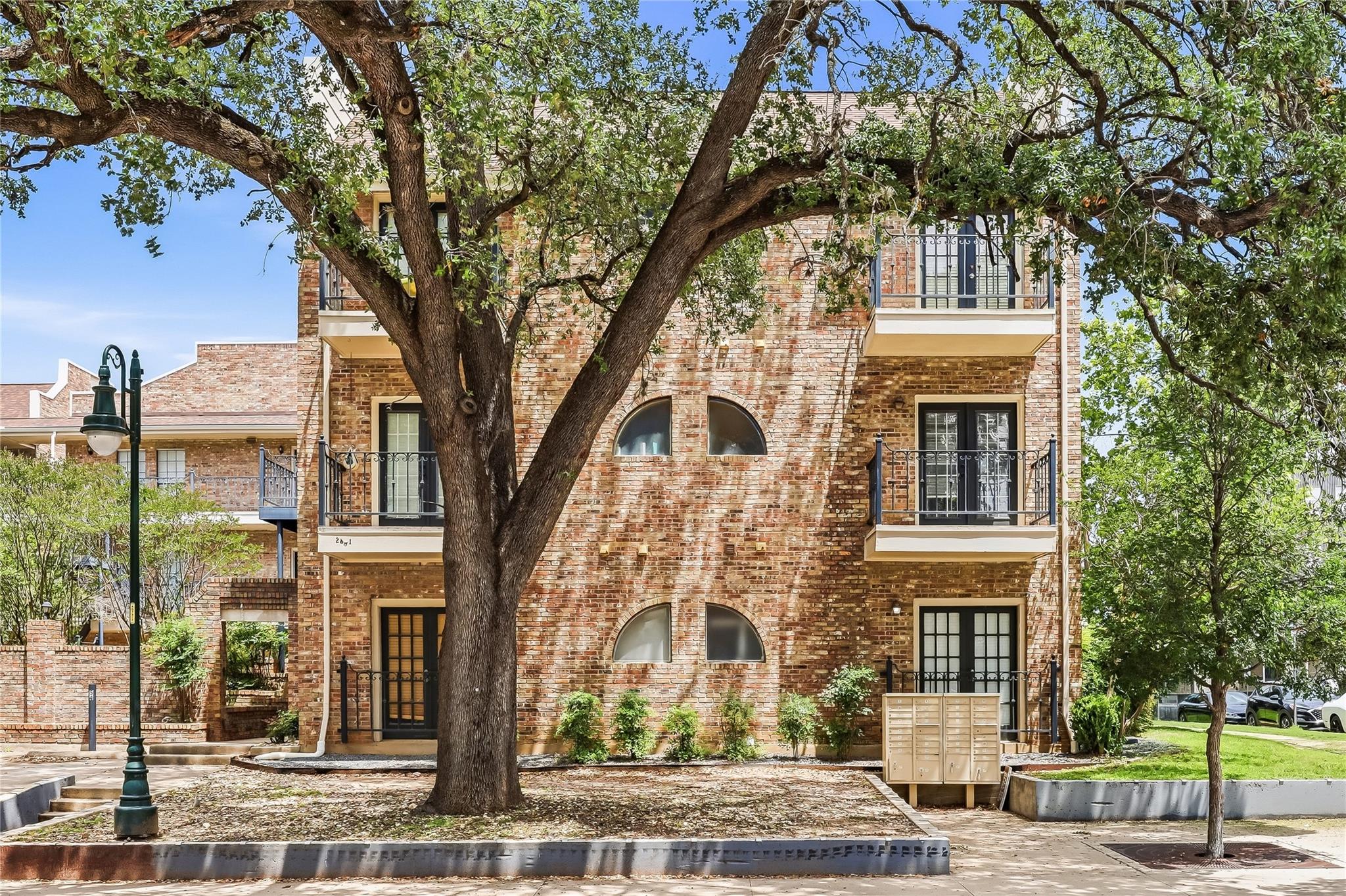 2801 Rio Grande Street Austin TX 78705