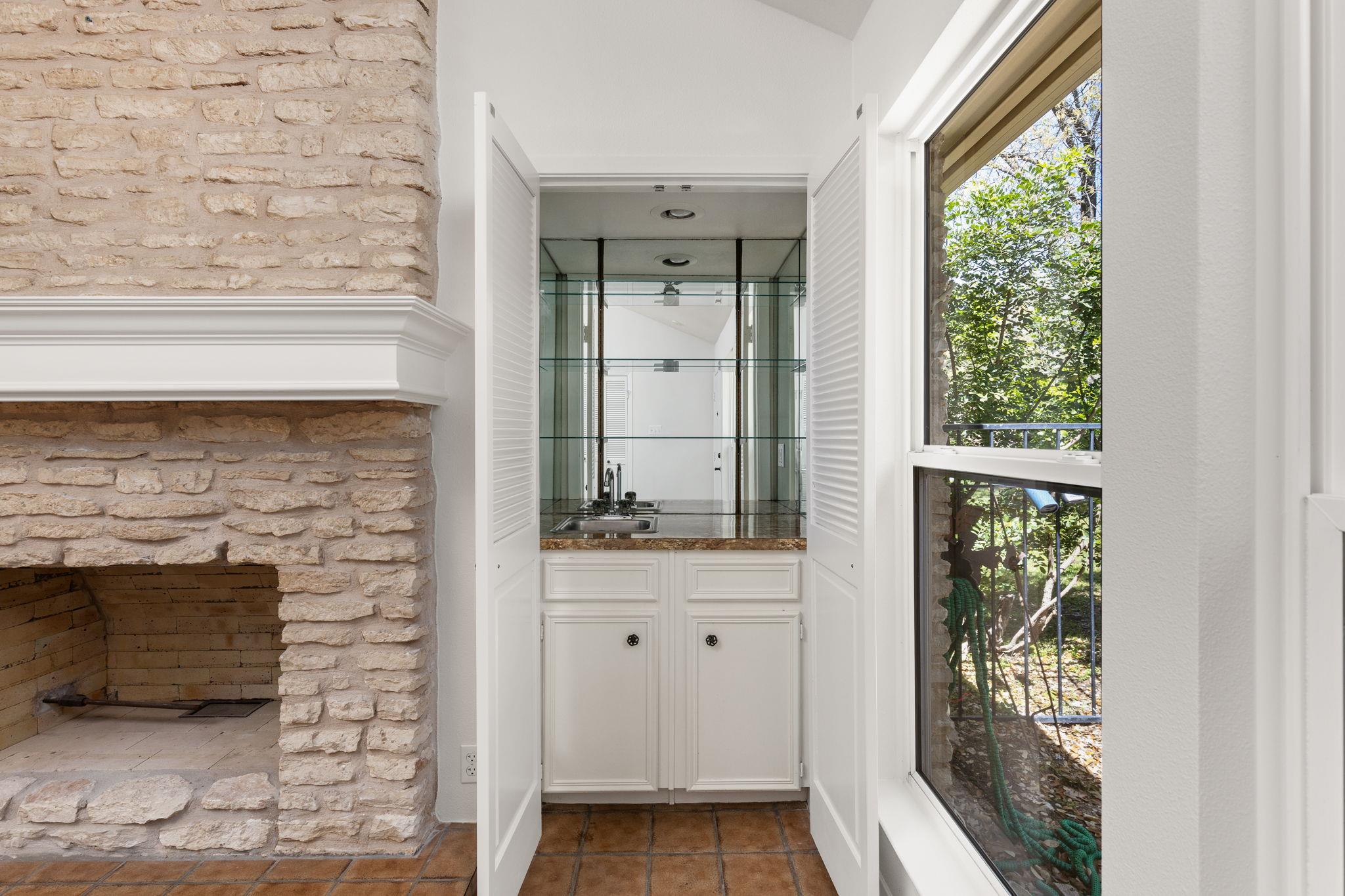 8151 Meandering Way Austin TX 78759