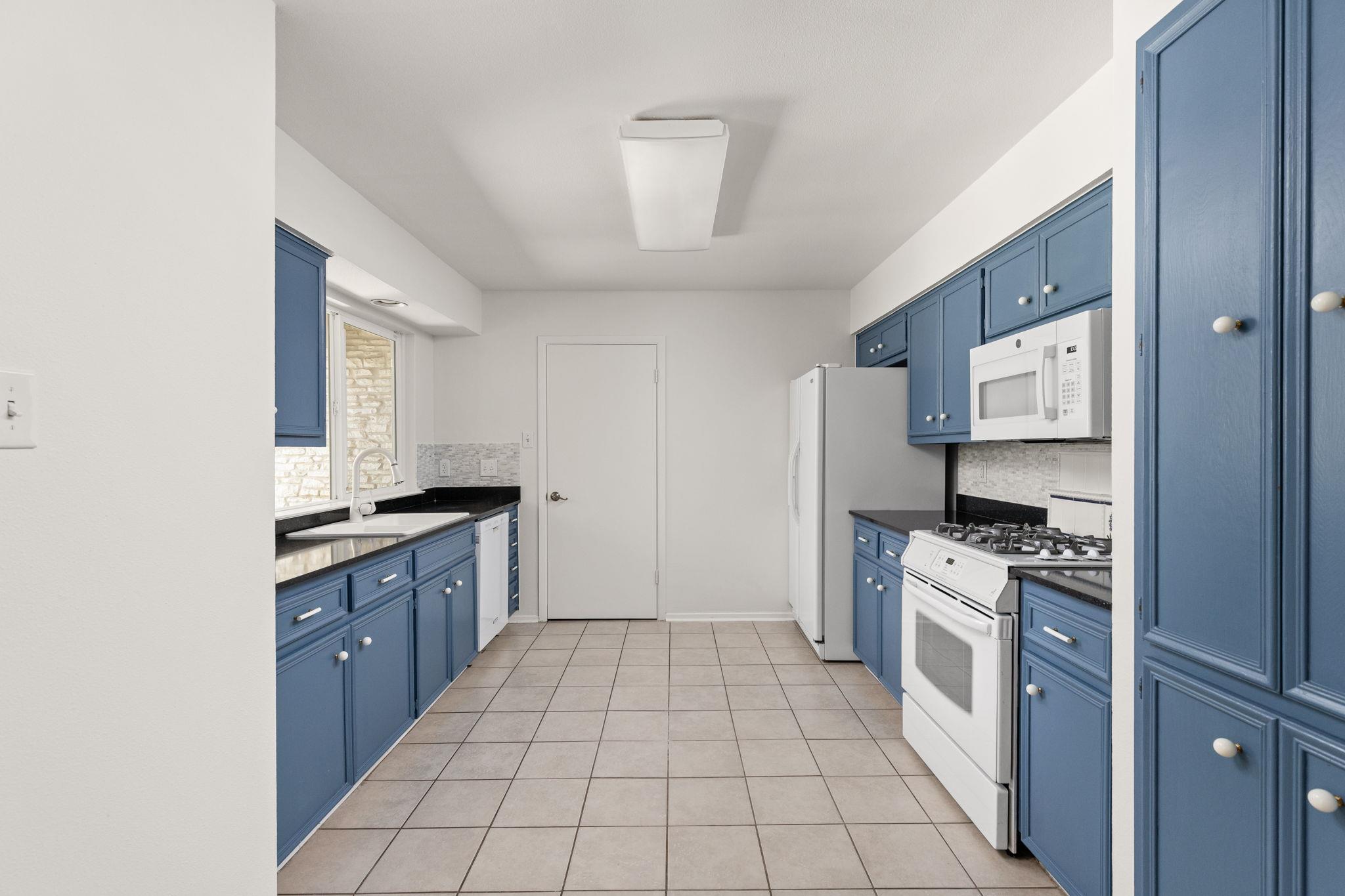 8151 Meandering Way Austin TX 78759