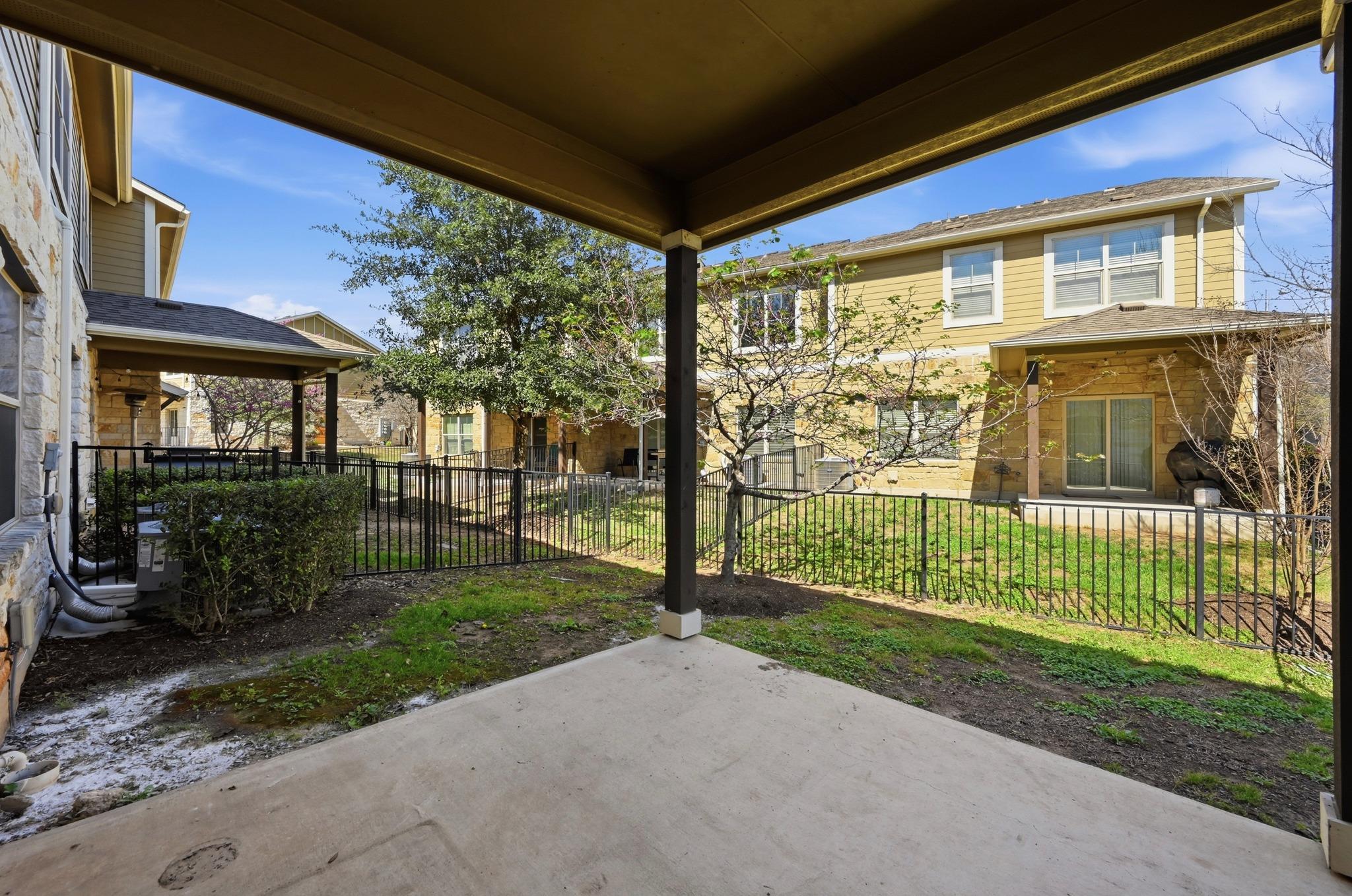 516 E Slaughter Lane Austin TX 78744