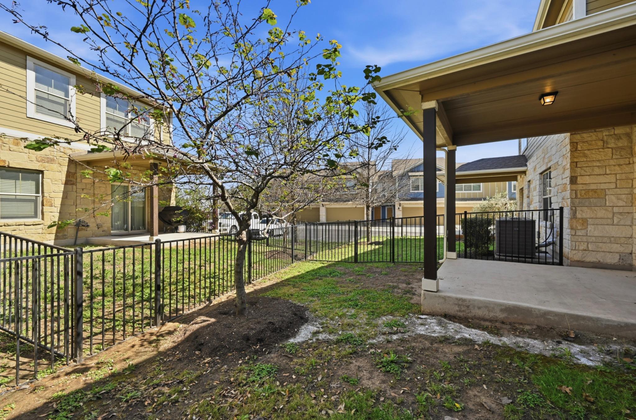 516 E Slaughter Lane Austin TX 78744