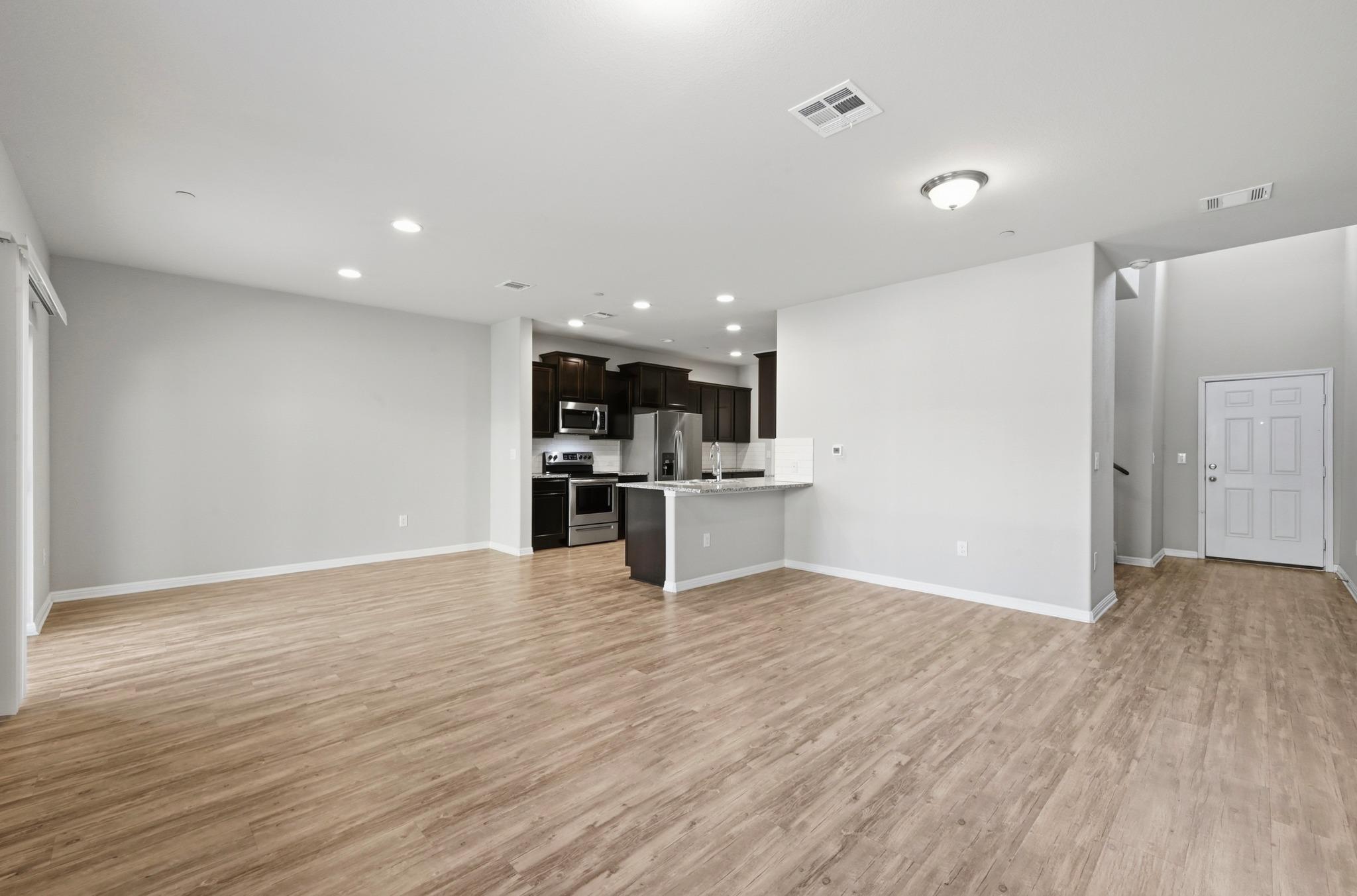 516 E Slaughter Lane Austin TX 78744