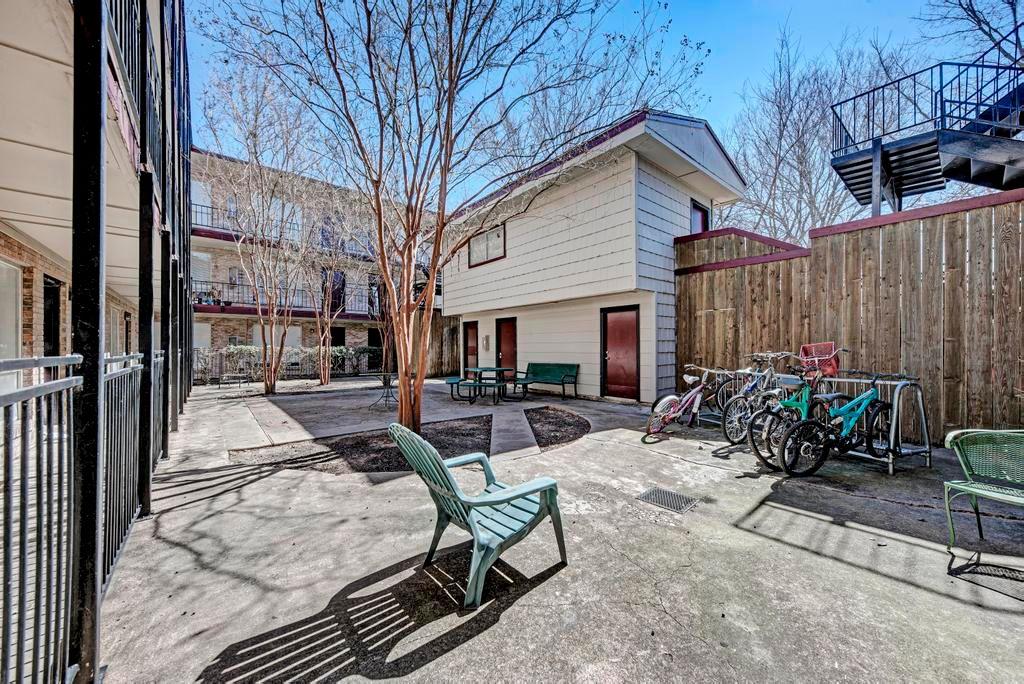2207 Leon Street Austin TX 78705