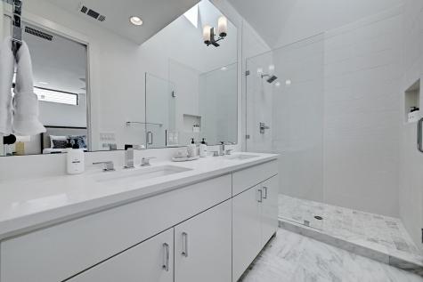 3406 E 17th Street Austin TX 78721