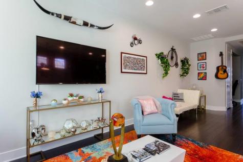 807 E 16th Street Austin TX 78702