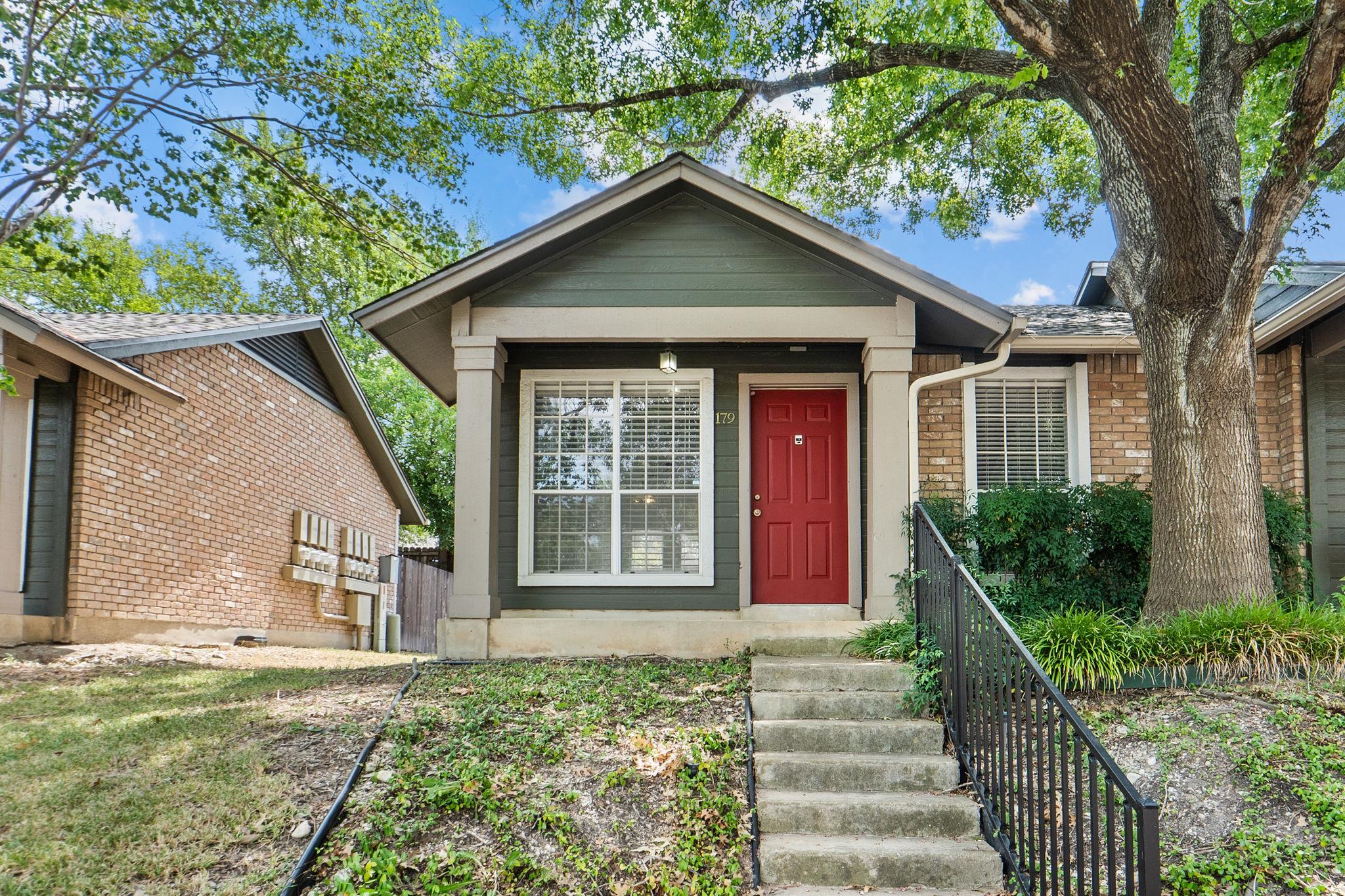 1015 E Yager Lane Austin TX 78753
