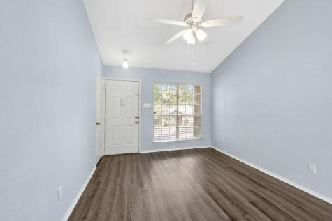 1015 E Yager Lane Austin TX 78753