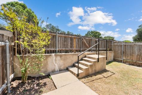 1015 E Yager Lane Austin TX 78753