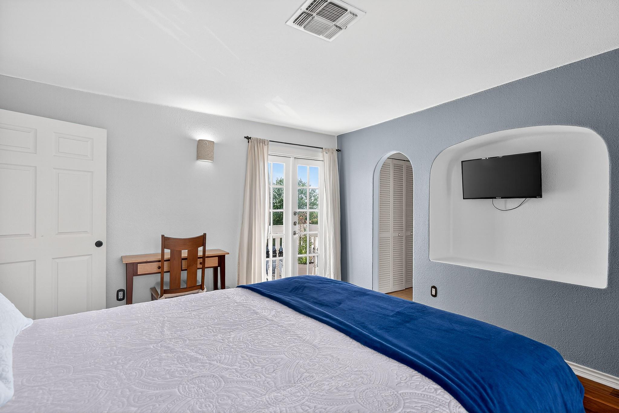 108 Lachite Horseshoe Bay TX 78657