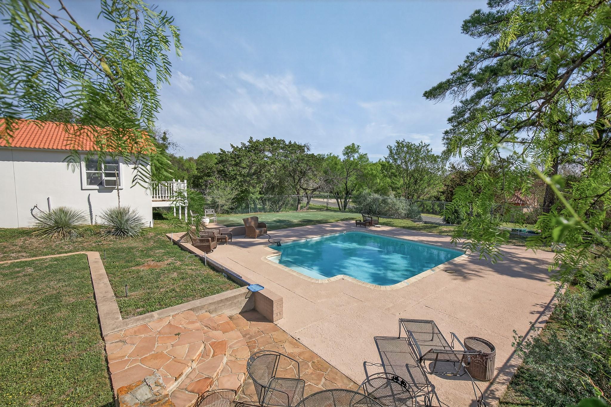 108 Lachite Horseshoe Bay TX 78657