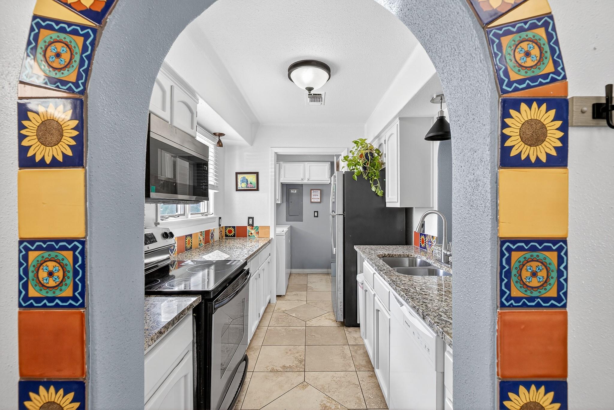 108 Lachite Horseshoe Bay TX 78657