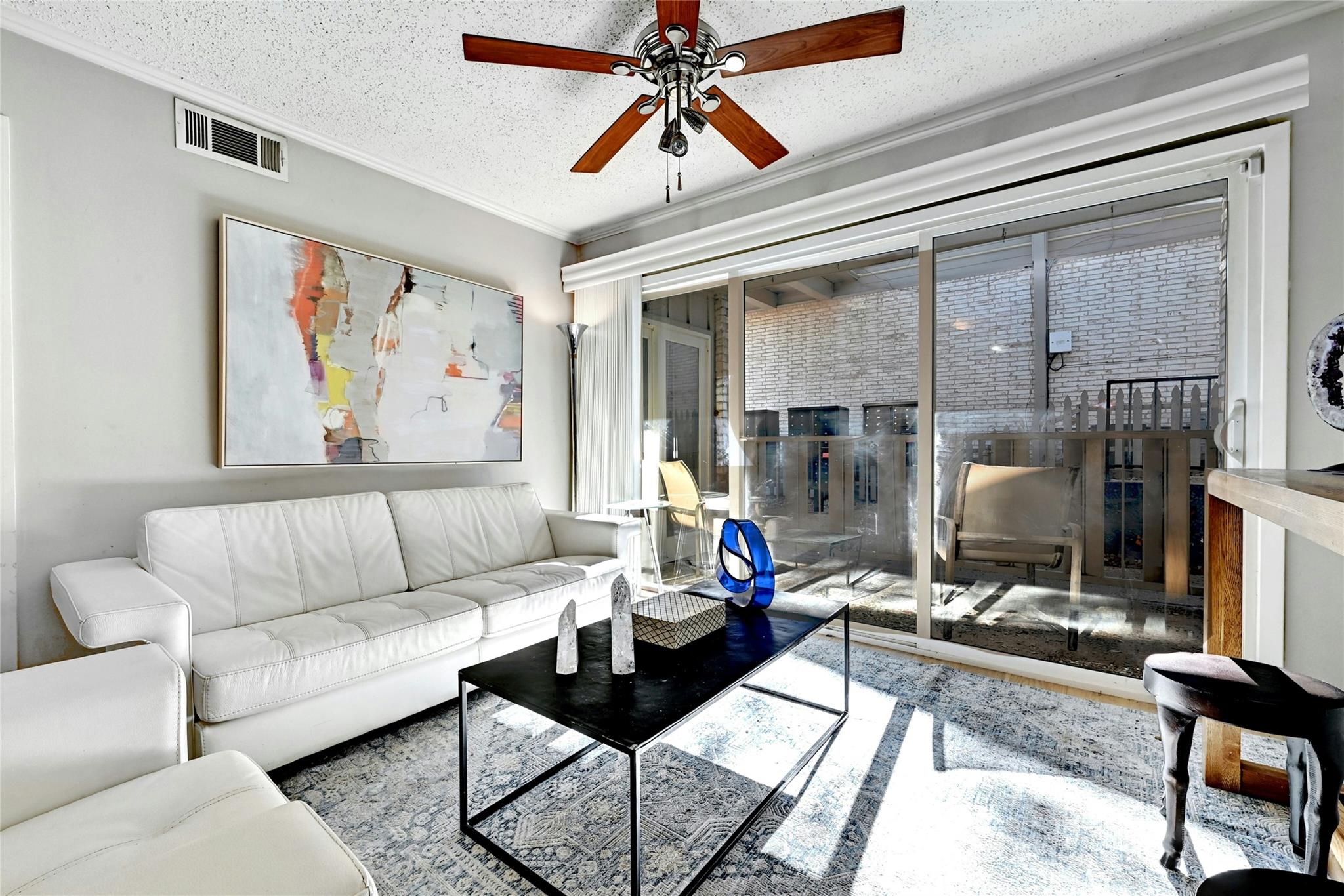 1304 Summit Street Austin TX 78741