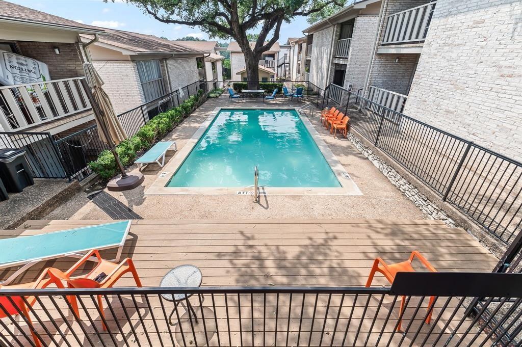 1304 Summit Street Austin TX 78741