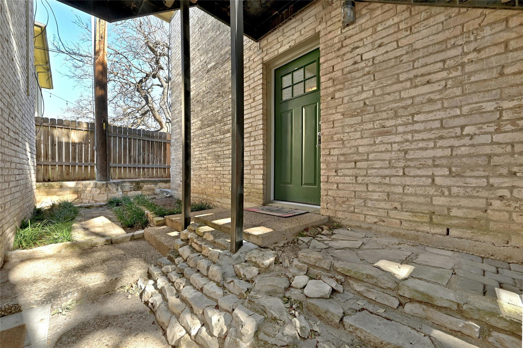 1304 Summit Street Austin TX 78741