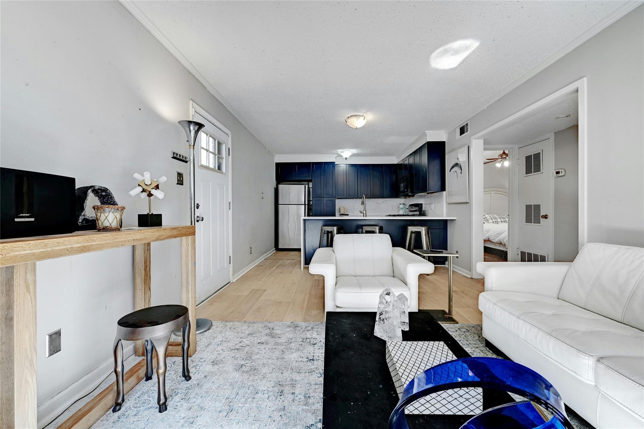 1304 Summit Street Austin TX 78741