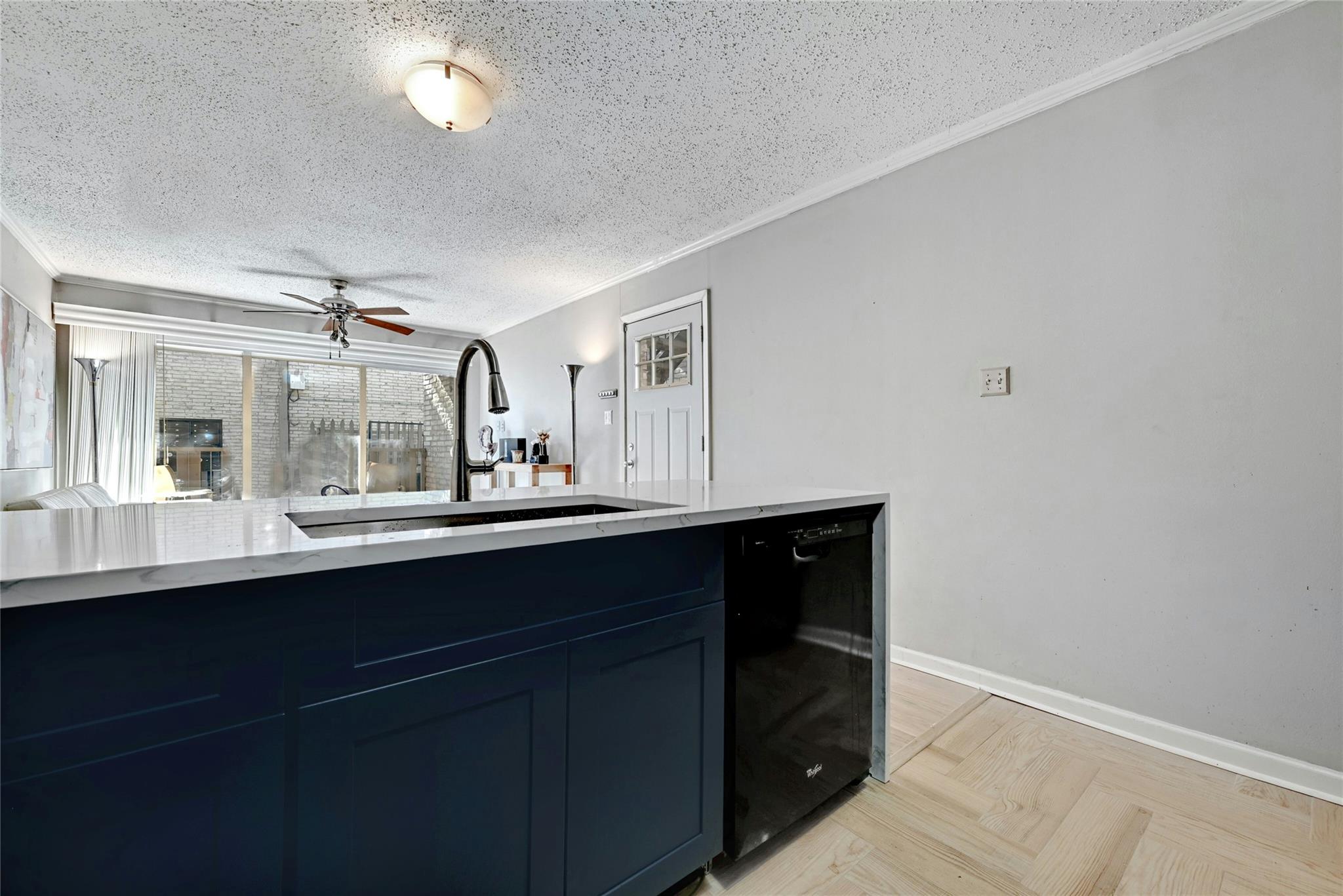 1304 Summit Street Austin TX 78741