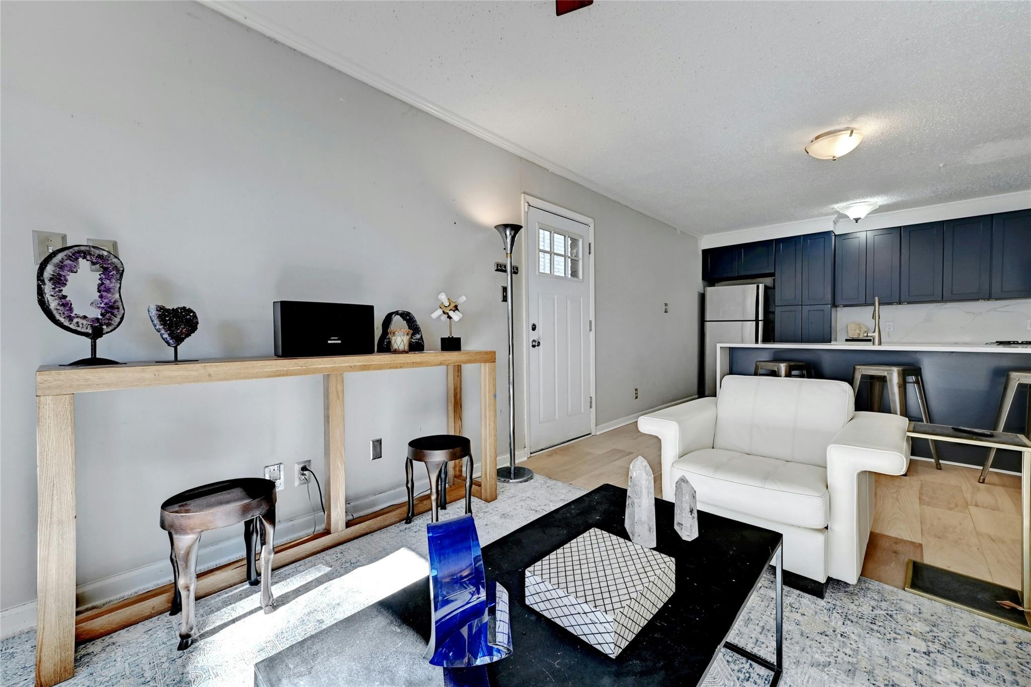 1304 Summit Street Austin TX 78741