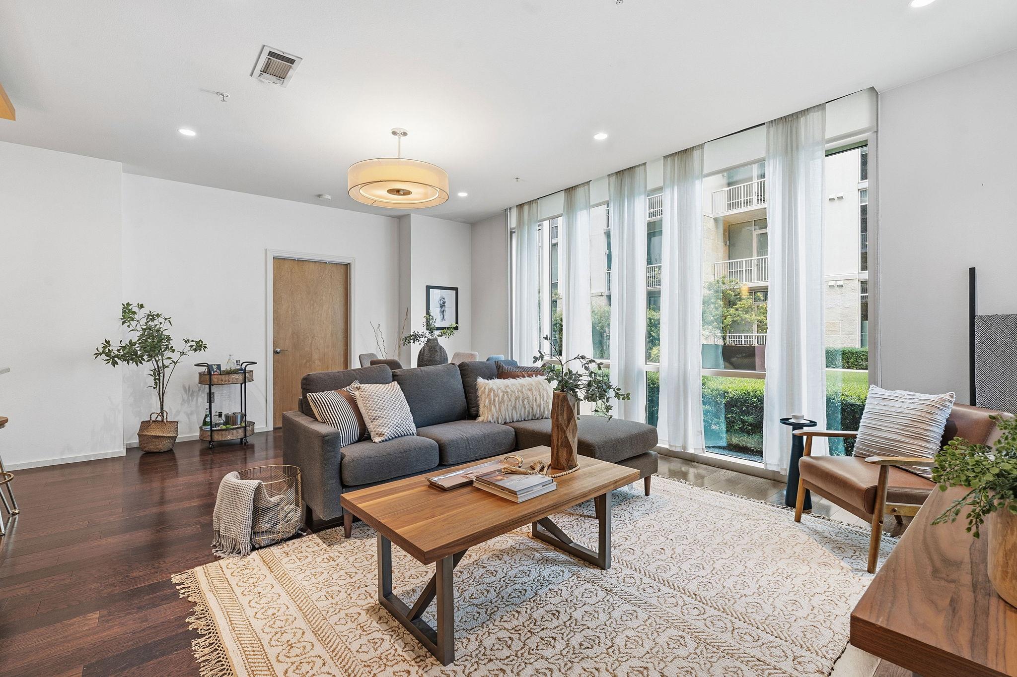 1600 Barton Springs Road Austin TX 78704