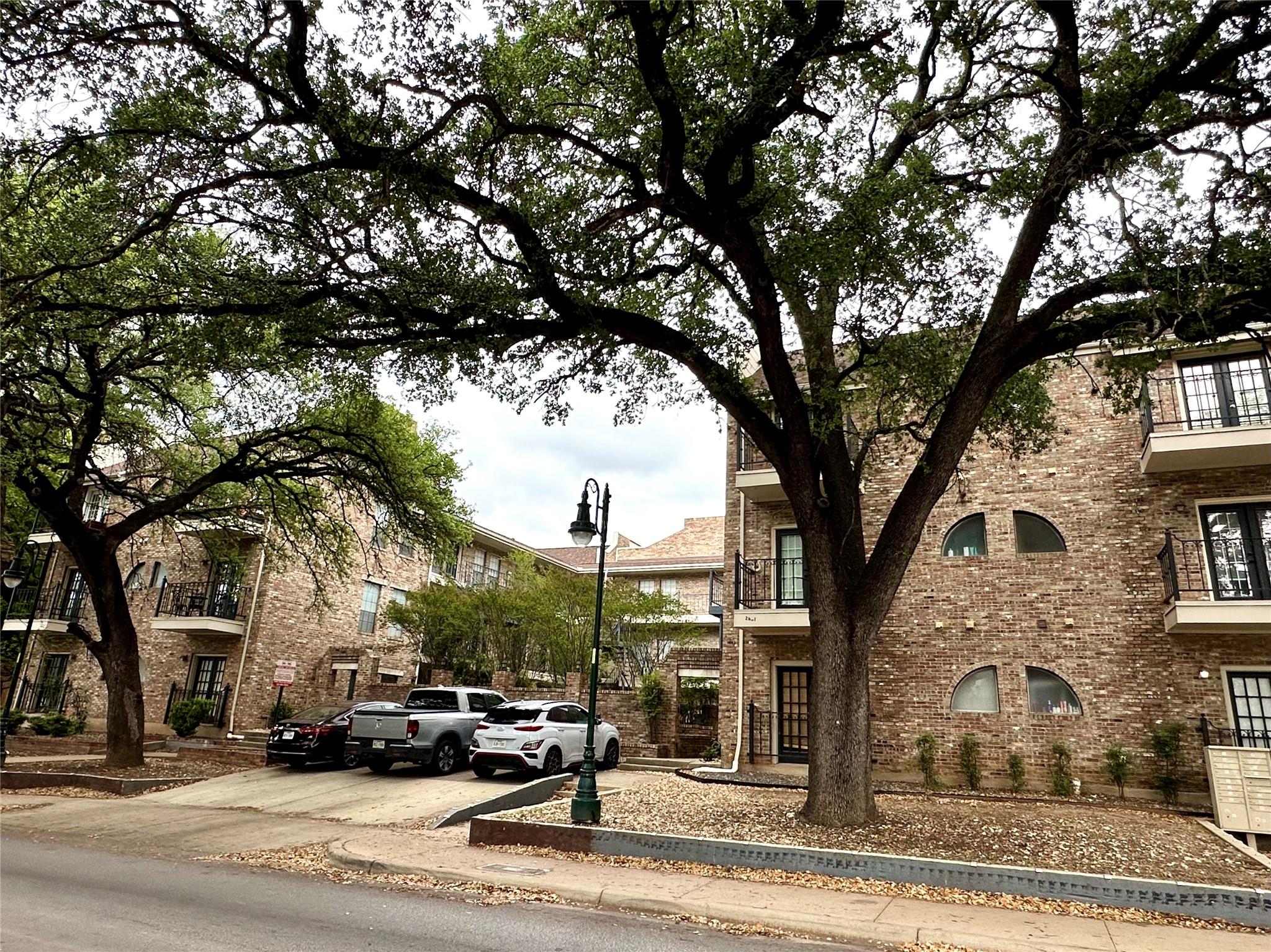 2801 Rio Grande Street Austin TX 78705