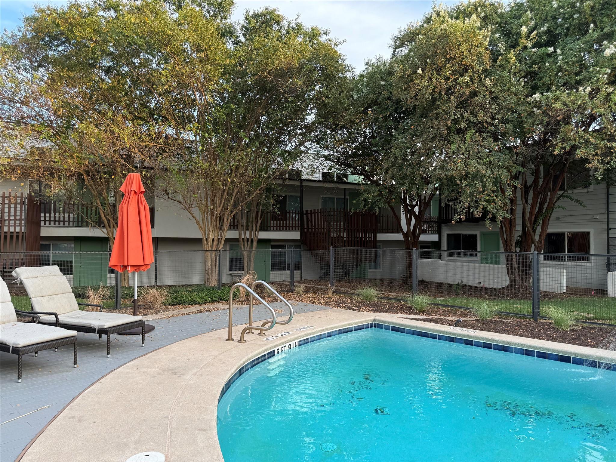 2200 Dickson Drive Austin TX 78704
