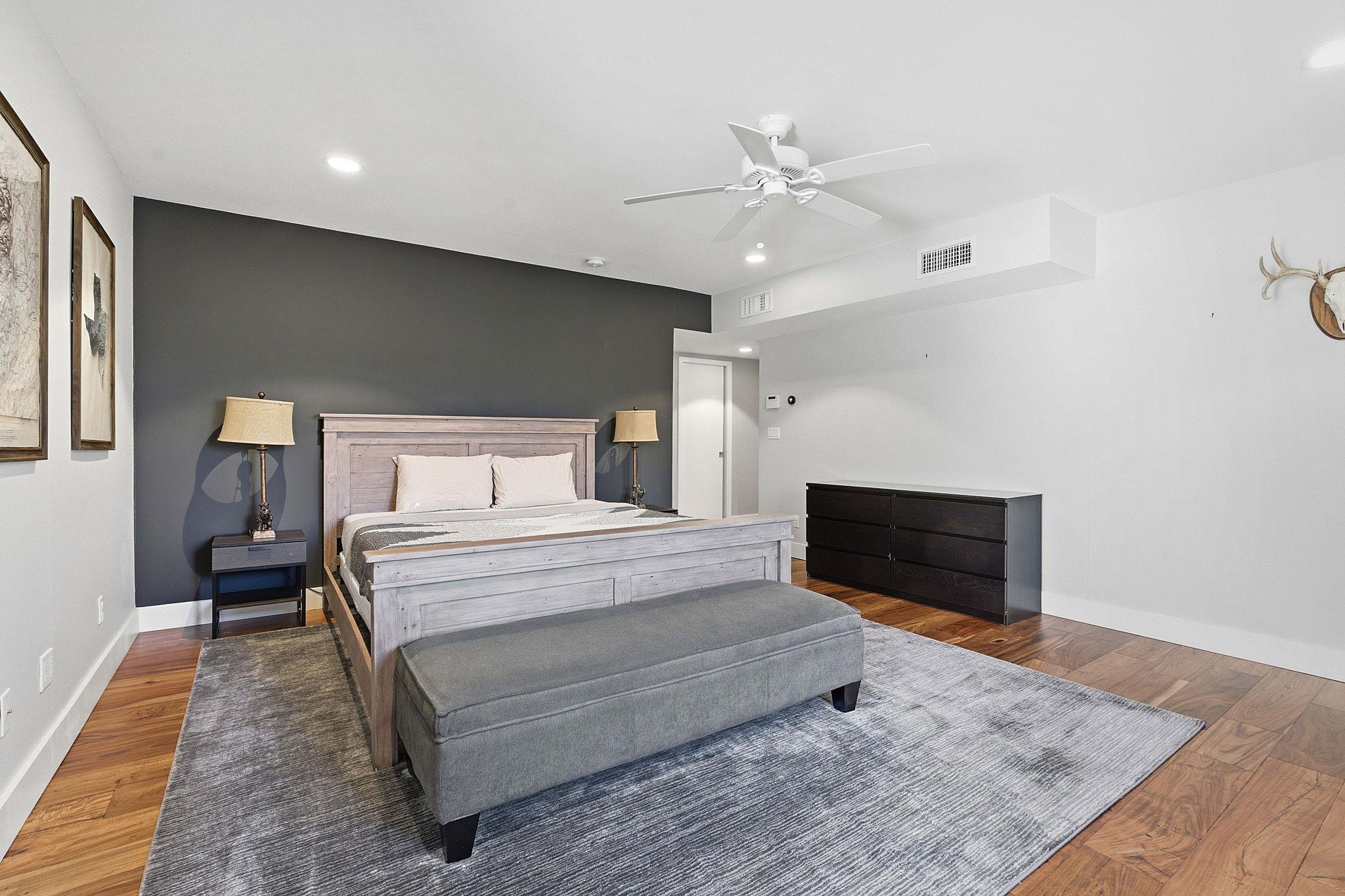 904 West Avenue Austin TX 78701