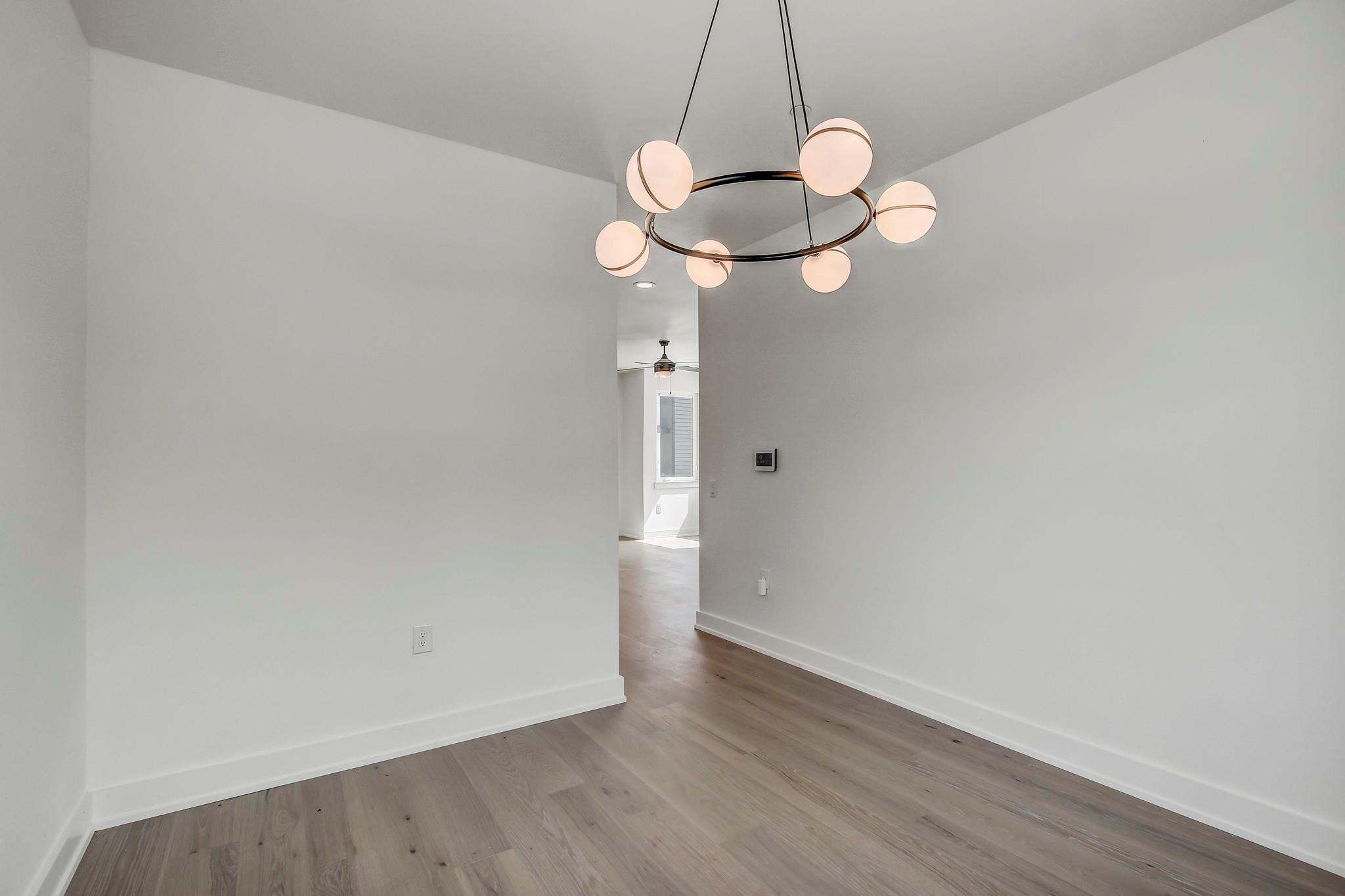 4127 E 12th Street Austin TX 78721