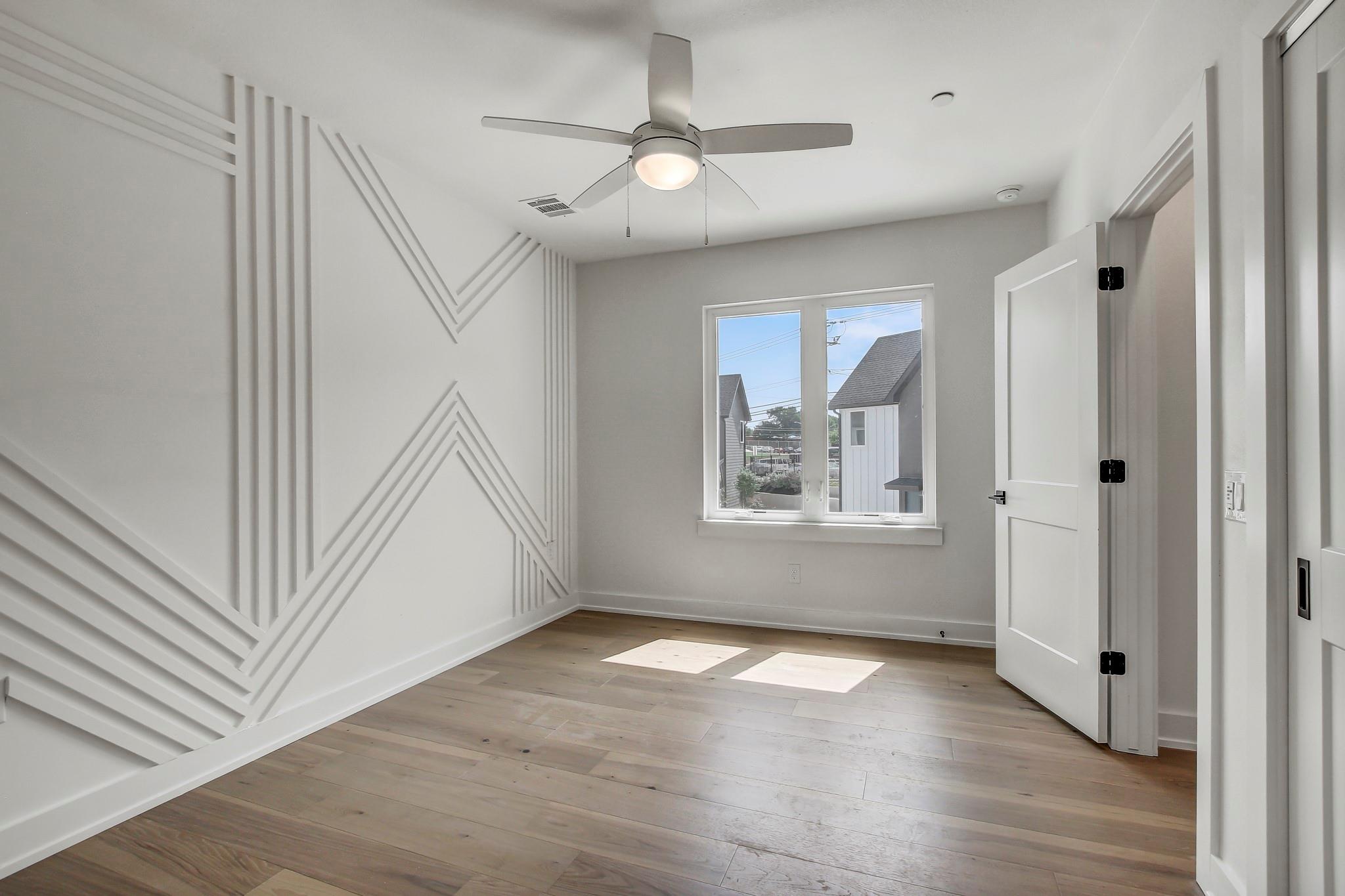 4127 E 12th Street Austin TX 78721