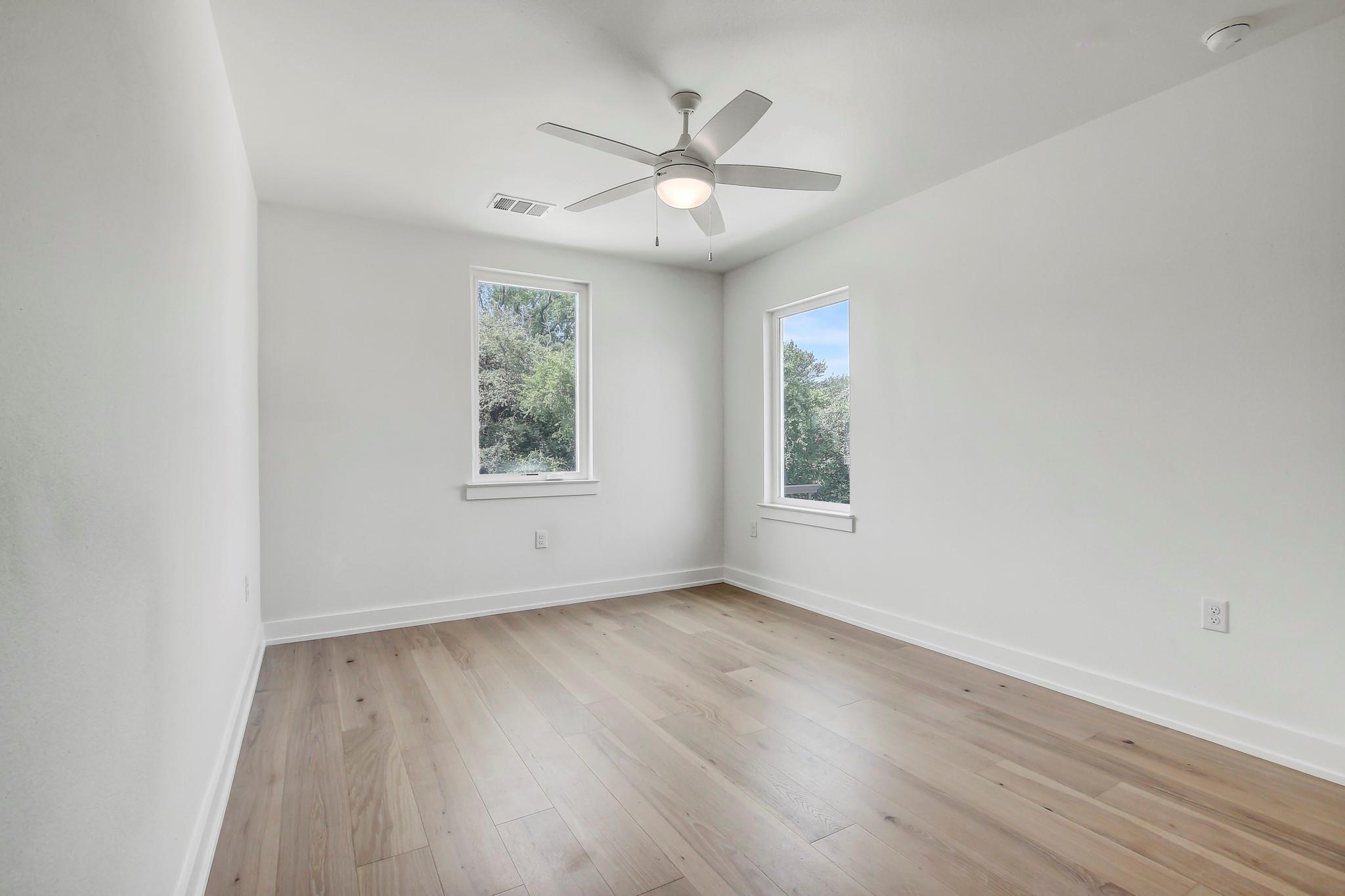 4127 E 12th Street Austin TX 78721