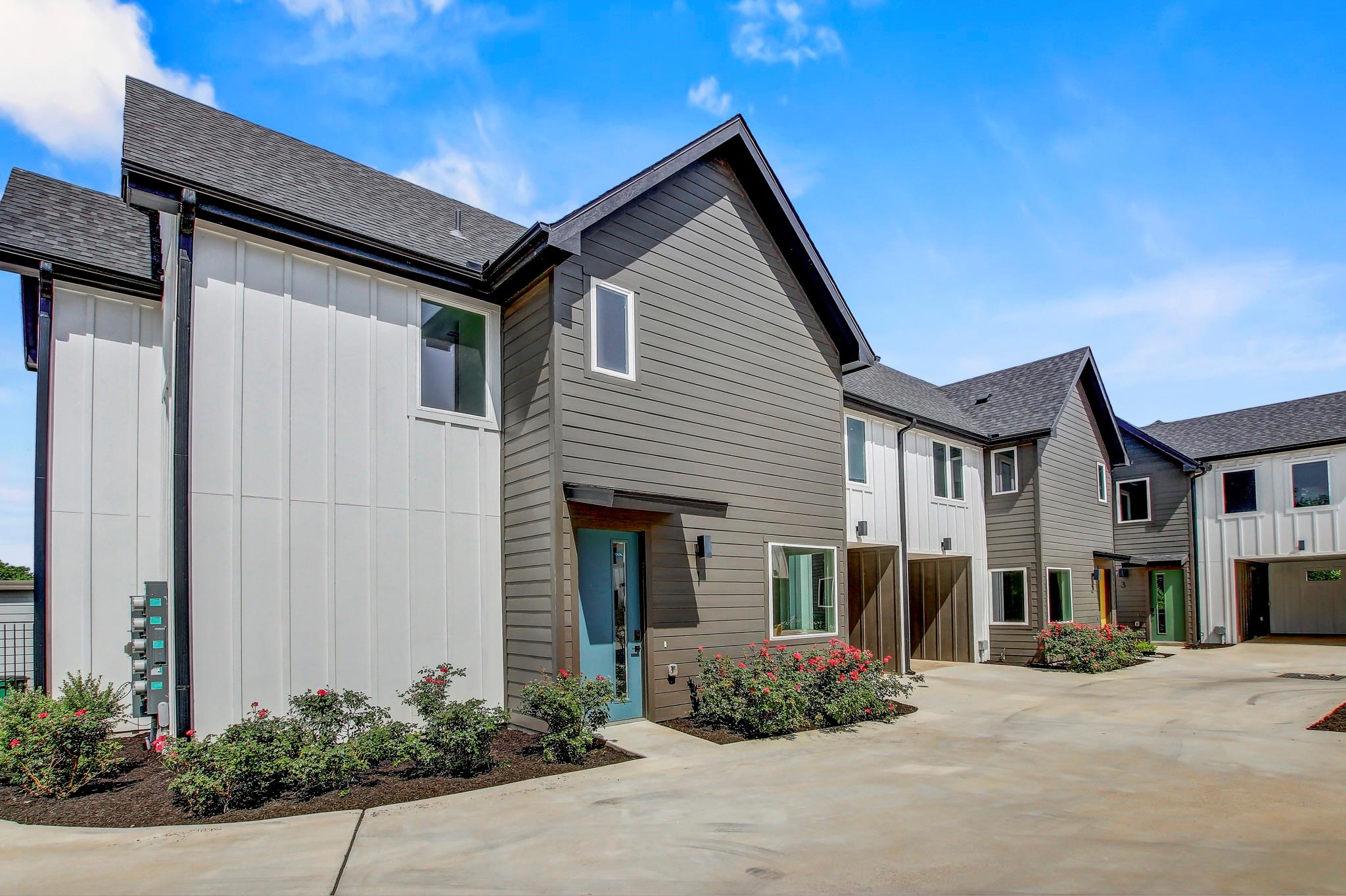4127 E 12th Street Austin TX 78721
