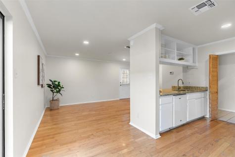 900 Taulbee Lane Austin TX 78757