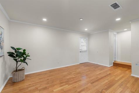 900 Taulbee Lane Austin TX 78757