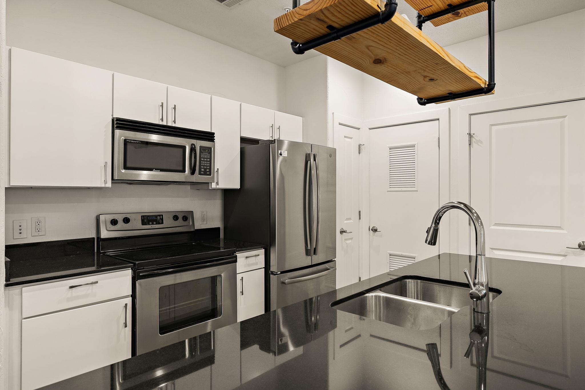 1807 Poquito Street Austin TX 78702