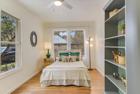 1110 W 22nd Street Austin TX 78705