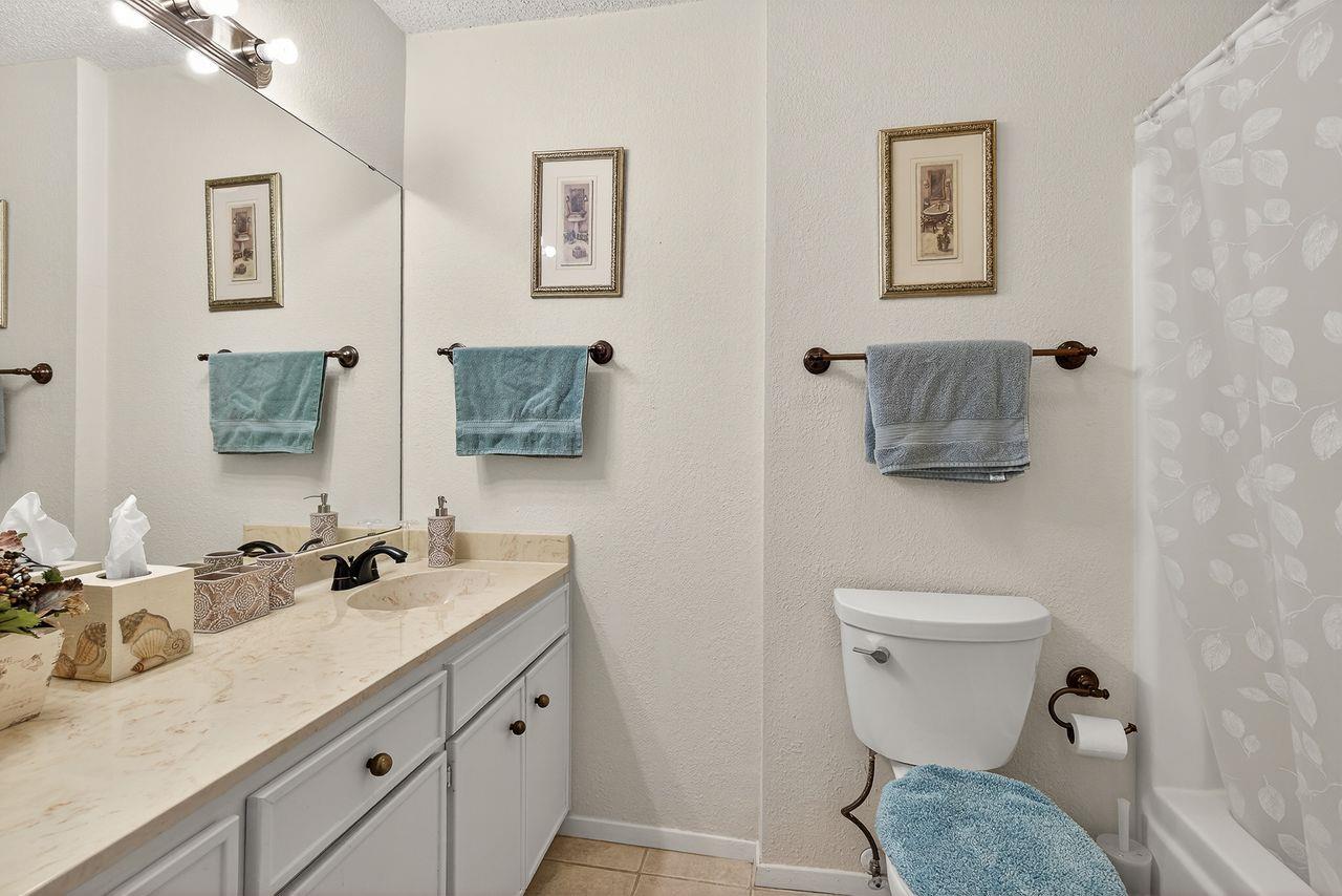 104 S Big Spur Horseshoe Bay TX 78657