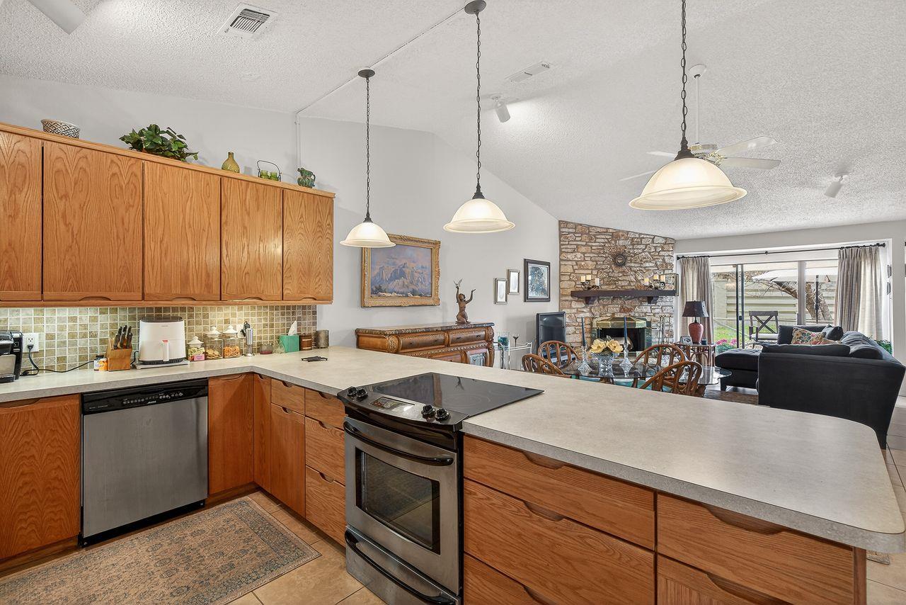 104 S Big Spur Horseshoe Bay TX 78657