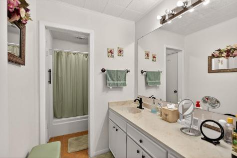 104 S Big Spur Horseshoe Bay TX 78657