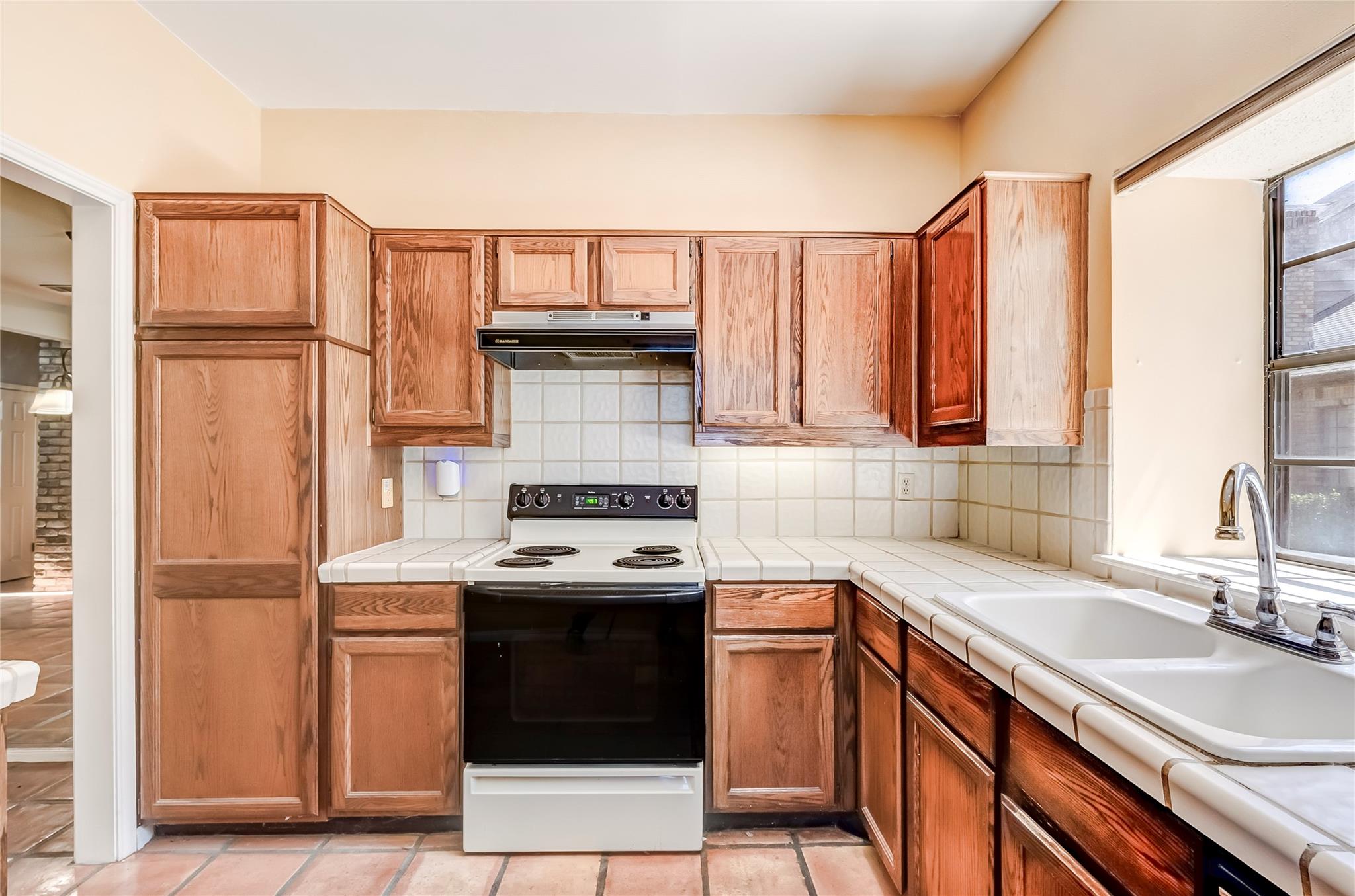 10819 Crown Colony Drive Austin TX 78747