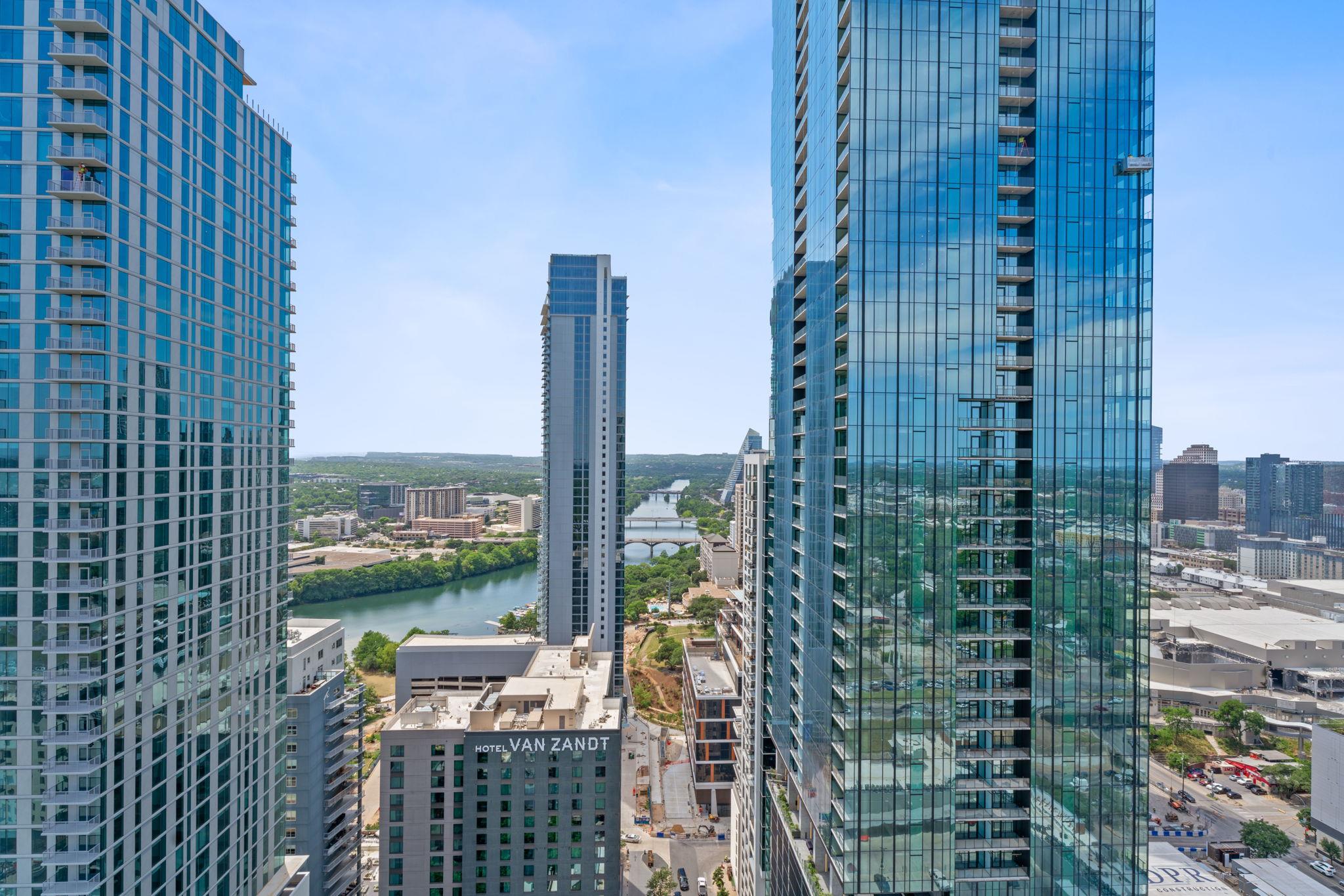 84 East Avenue Austin TX 78701