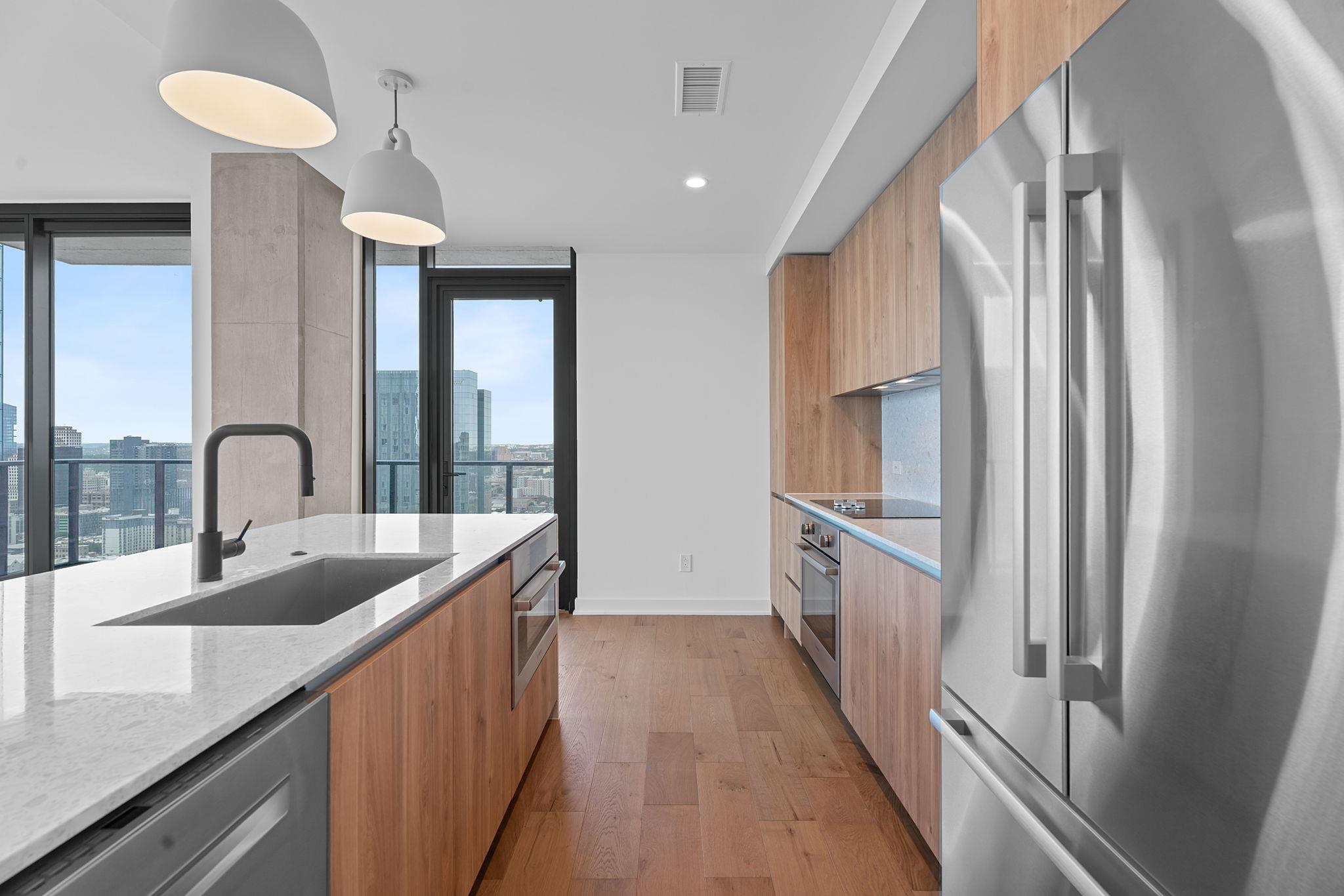 84 East Avenue Austin TX 78701