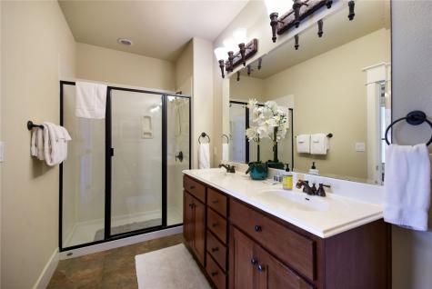 17800 Edgewood Way Jonestown TX 78645