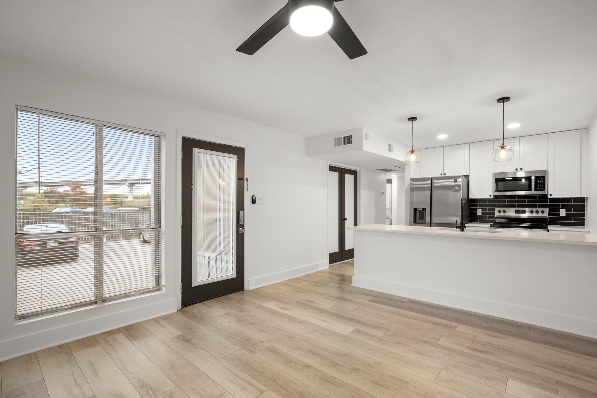 909 Reinli Street Austin TX 78751